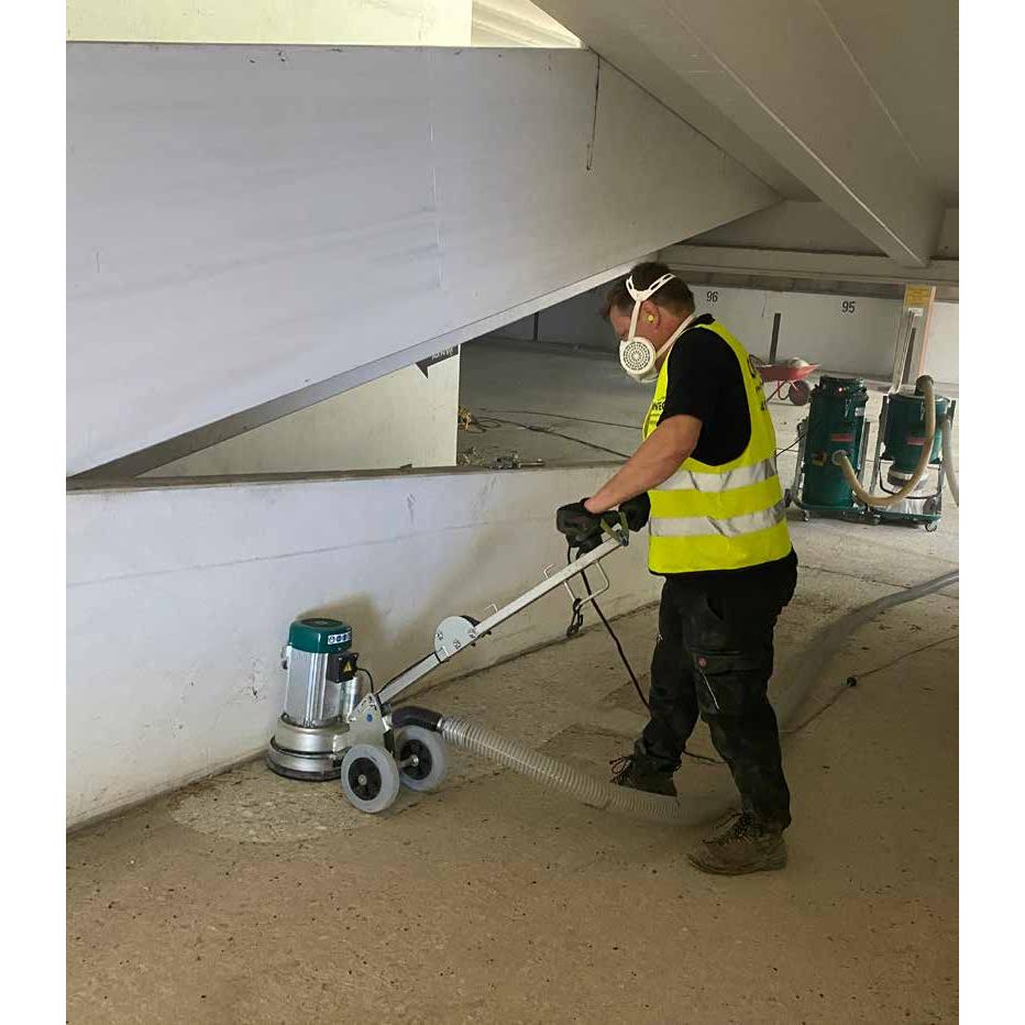 Bodenschleifmaschine Contec ALPHA®: Kraftvoll, kompakt und staubfrei - PFT - Profi Verputzmaschinen kaufen